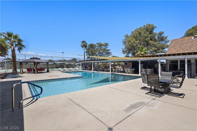 4641 Royal Ridge Boulevard, Las Vegas, NV 89103