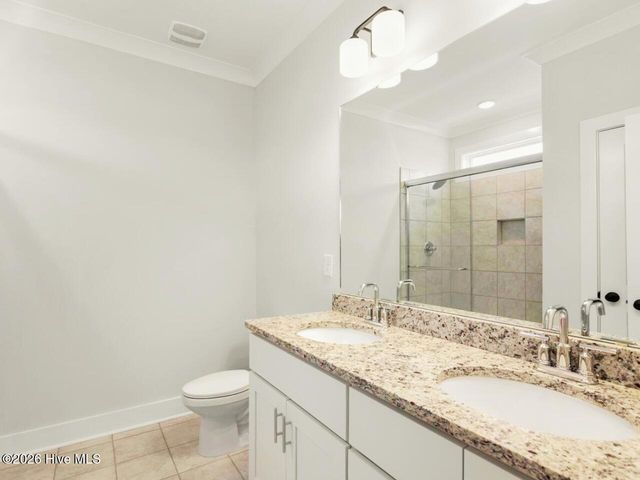 1171 N Caswell Avenue, Southport, NC 28461