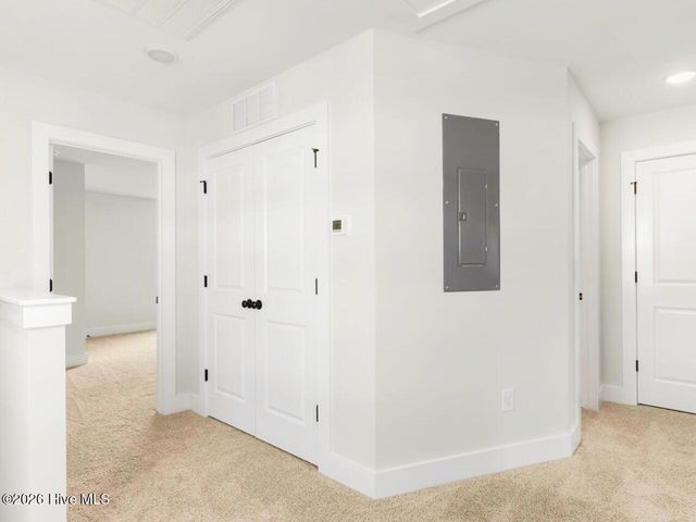 1171 N Caswell Avenue, Southport, NC 28461