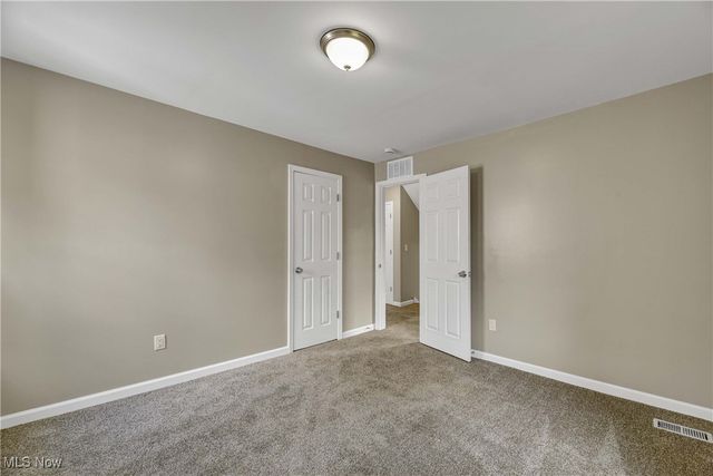 3063 Ashwood Road, Cleveland, OH 44120