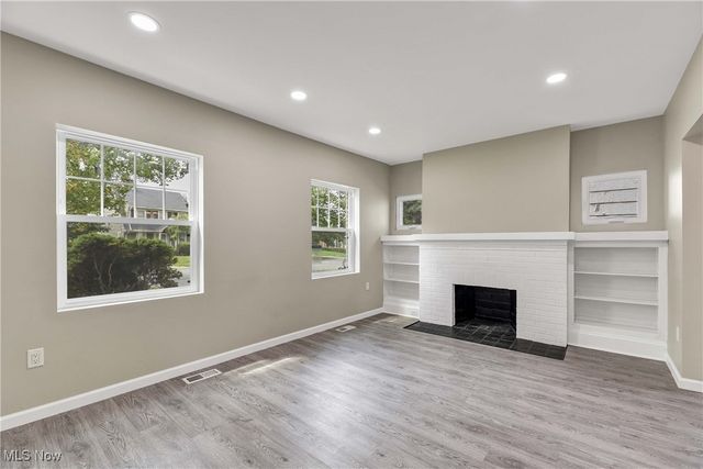 3063 Ashwood Road, Cleveland, OH 44120