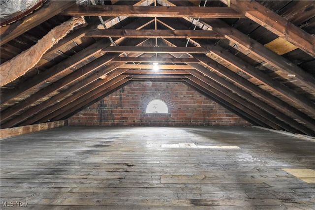 3063 Ashwood Road, Cleveland, OH 44120