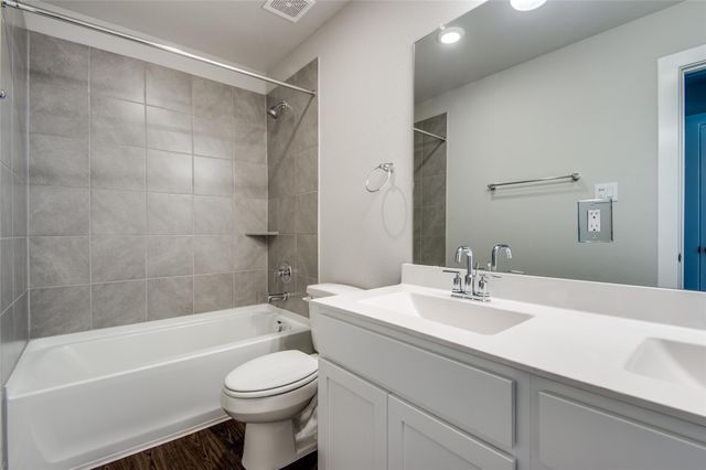 17684 Tree Of Heaven, Conroe, TX 77385