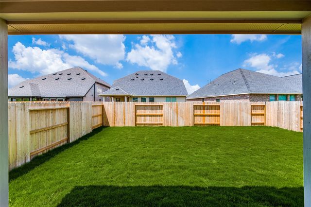 17684 Tree Of Heaven, Conroe, TX 77385