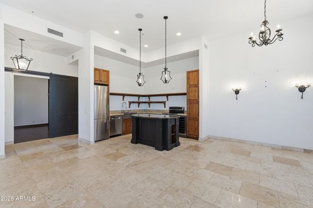 25555 N WINDY WALK Drive 1, Scottsdale, AZ 85255