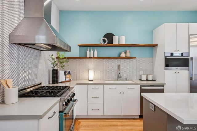 5428 Anza Street, San Francisco, CA 94121