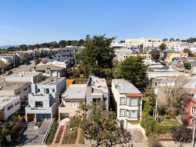 5428 Anza Street, San Francisco, CA 94121