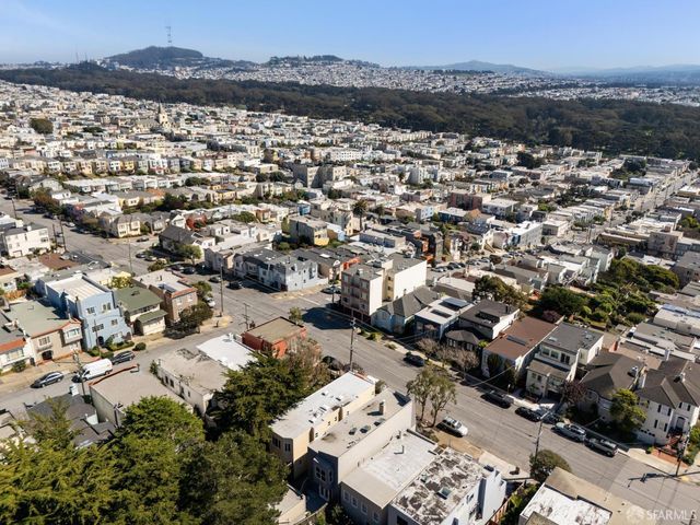 5428 Anza Street, San Francisco, CA 94121