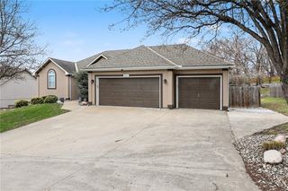 3204 S Elizabeth Avenue, Independence, MO 64057