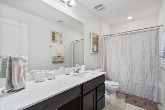 1208 Ravenside CV, Leander, TX 78641