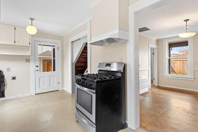 1752 Old Arcata Road, Bayside South, CA 95524