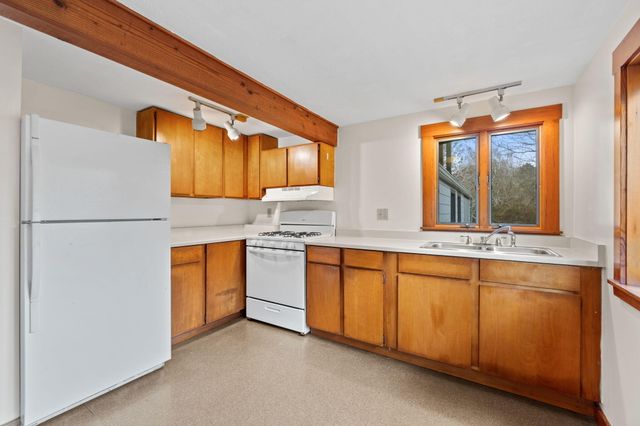 1752 Old Arcata Road, Bayside South, CA 95524