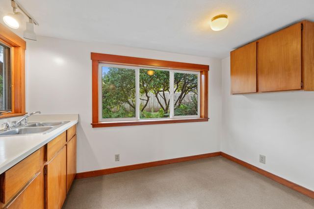 1752 Old Arcata Road, Bayside South, CA 95524