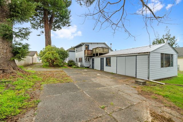 1752 Old Arcata Road, Bayside South, CA 95524