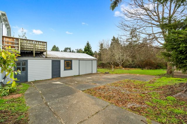 1752 Old Arcata Road, Bayside South, CA 95524