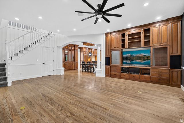 37 WANDERWOOD WAY, Sandy, UT 84092