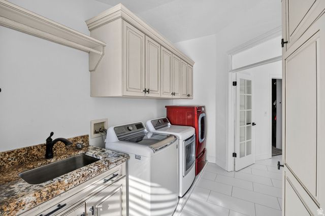 37 WANDERWOOD WAY, Sandy, UT 84092