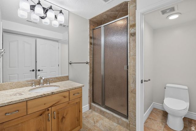 37 WANDERWOOD WAY, Sandy, UT 84092