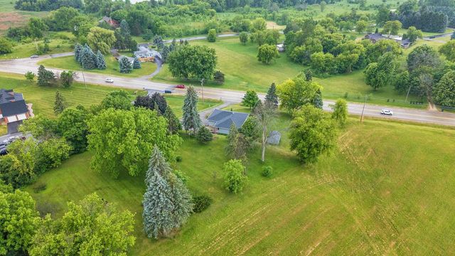 N8236 WI 33 Road, Beaver Dam, WI 53916