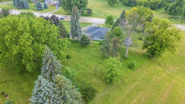 N8236 WI 33 Road, Beaver Dam, WI 53916