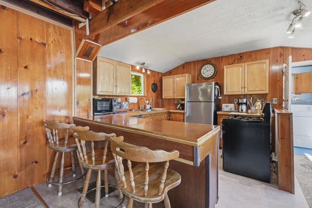 78 Colburn Lane, Rindge, NH 03461