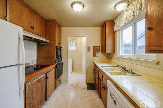 24234 President Avenue, Harbor City (los Angeles), CA 90710