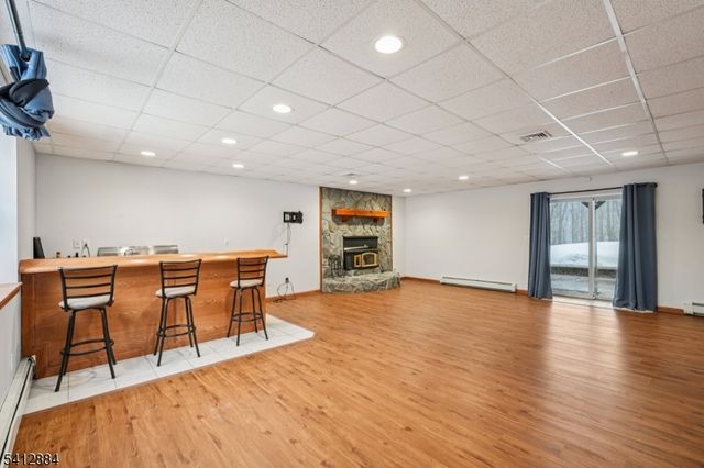 20 Oak St, Vernon Twp., NJ 07422