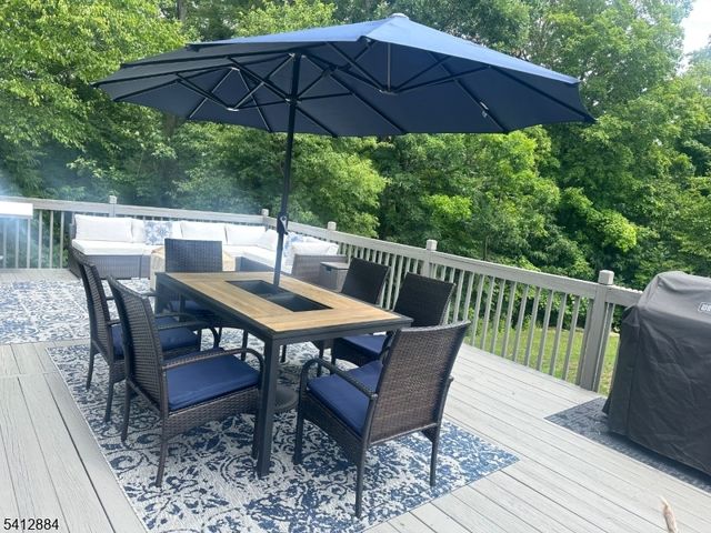 20 Oak St, Vernon Twp., NJ 07422