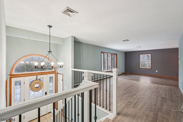 20 Oak St, Vernon Twp., NJ 07422