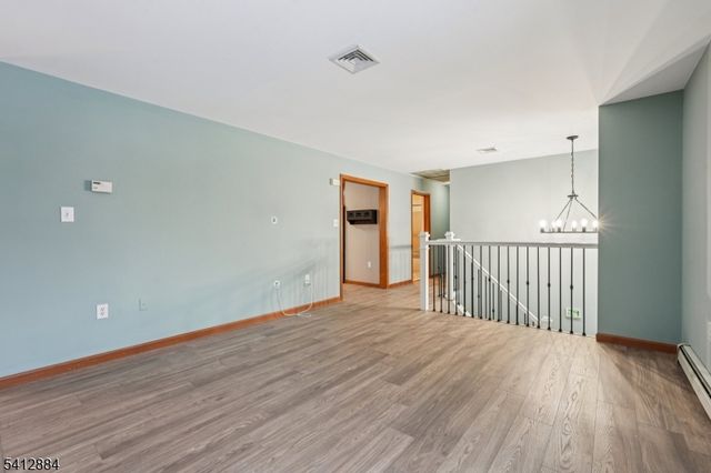 20 Oak St, Vernon Twp., NJ 07422