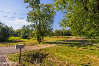 8705 N Ruggles Ferry Pike, Strawberry Plains, TN 37871