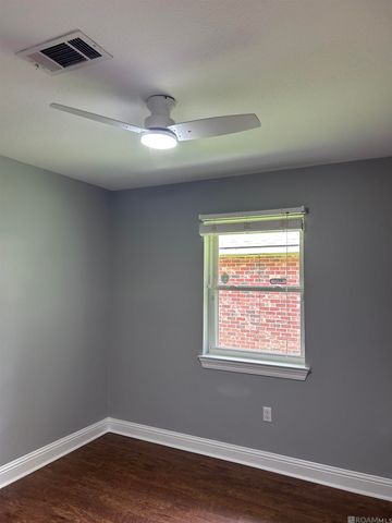 25623 Rosedown Dr, Denham Springs, LA 70726