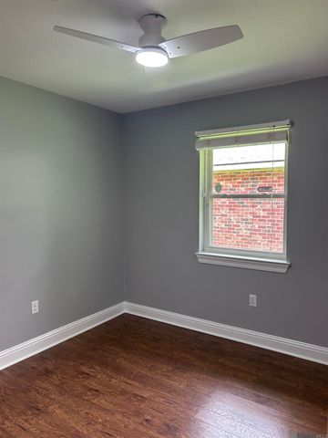 25623 Rosedown Dr, Denham Springs, LA 70726