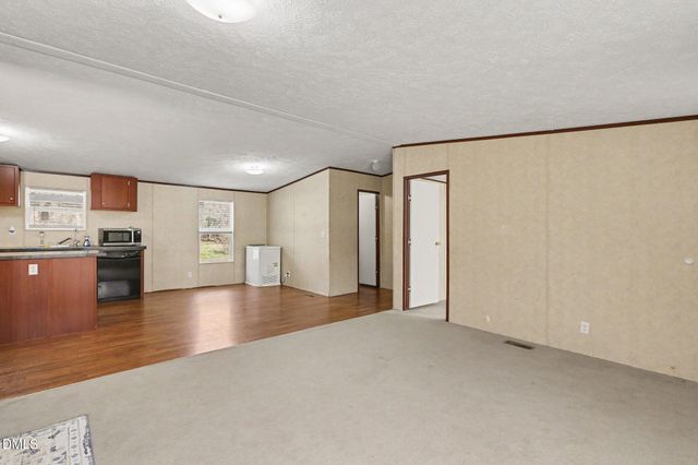 4963 Thom Road, Mebane, NC 27302