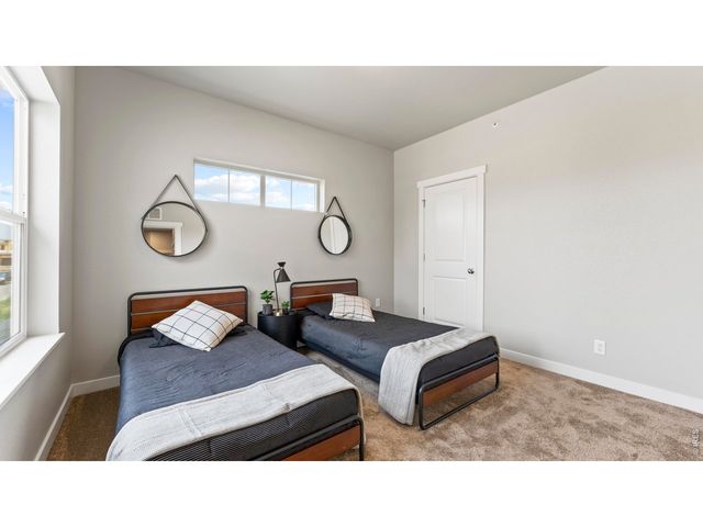 410 High Point Dr 206, Longmont, CO 80504