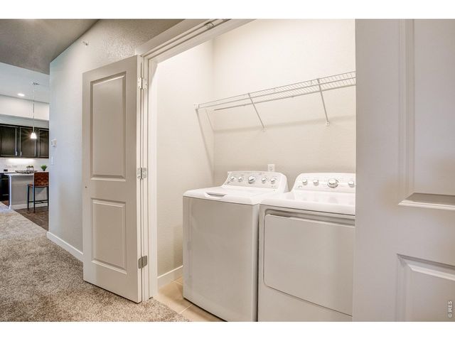 410 High Point Dr 206, Longmont, CO 80504