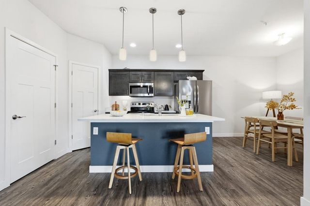 5509 Prairie Place Drive, Mcfarland, WI 53558