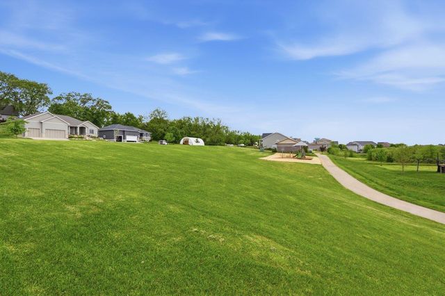 5509 Prairie Place Drive, Mcfarland, WI 53558