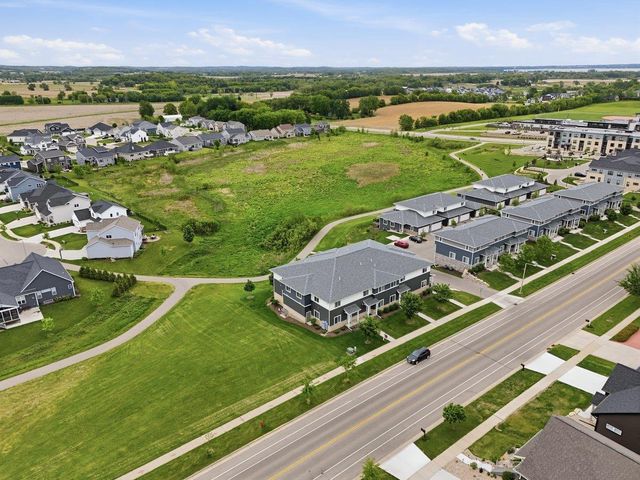 5509 Prairie Place Drive, Mcfarland, WI 53558