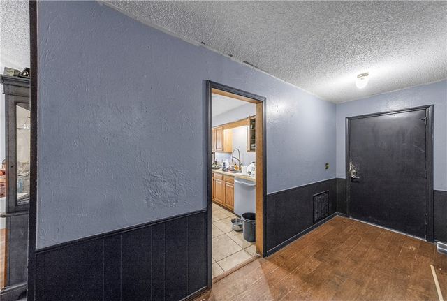 2211 W Olrich Street, Rogers, AR 72758