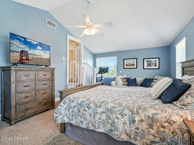 833 E 25th Avenue, New Smyrna Beach, FL 32169