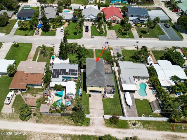 833 E 25th Avenue, New Smyrna Beach, FL 32169