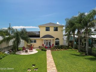 833 E 25th Avenue, New Smyrna Beach, FL 32169