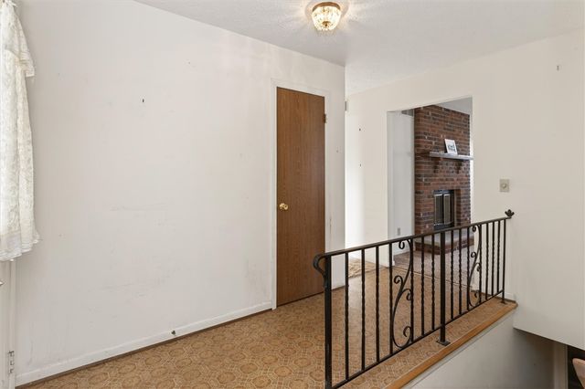 15 Braintree Crescent, Penfield, NY 14526