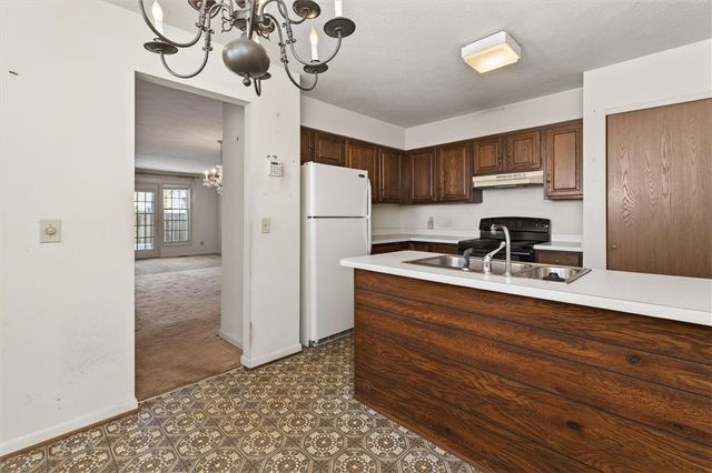 15 Braintree Crescent, Penfield, NY 14526