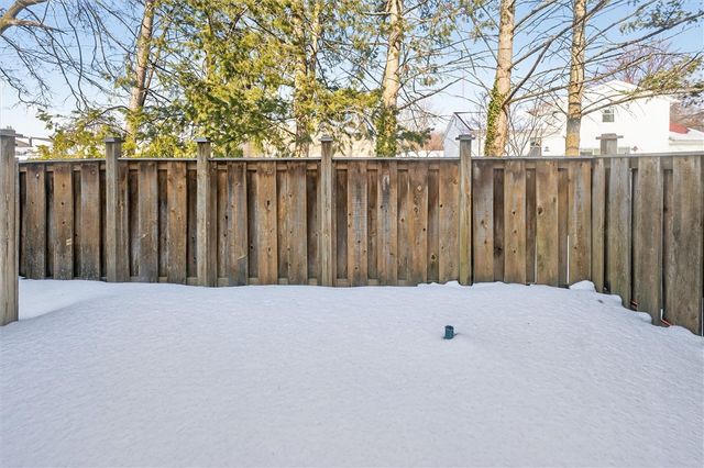 15 Braintree Crescent, Penfield, NY 14526