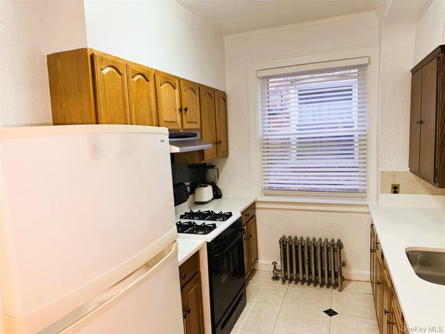 48-43 44th Street Apt 1, Woodside, NY 11377