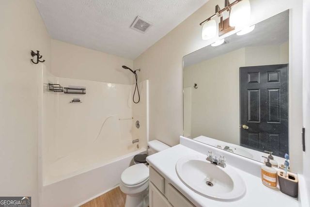 2612 Lake Park Bend, Acworth, GA 30101