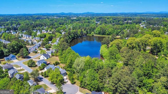 2612 Lake Park Bend, Acworth, GA 30101