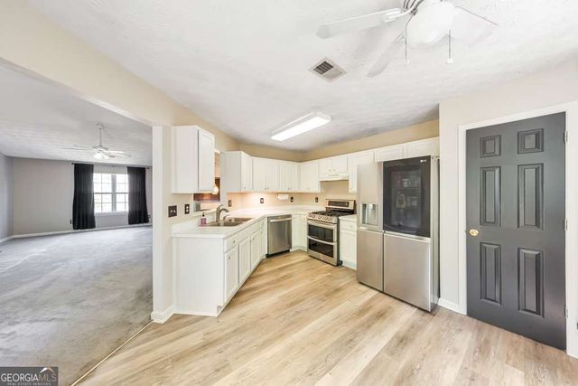 2612 Lake Park Bend, Acworth, GA 30101